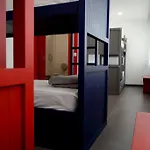 Vandrerhjem Lab *